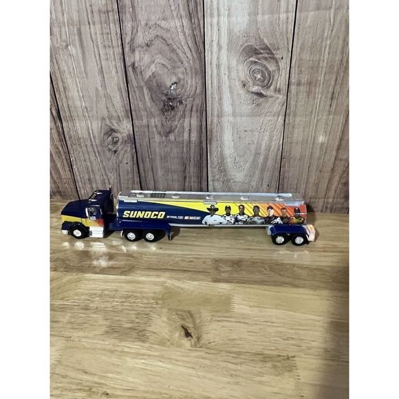 Sunoco Limited Edition Nascar Fuel Tanker - Picture 9 of 11